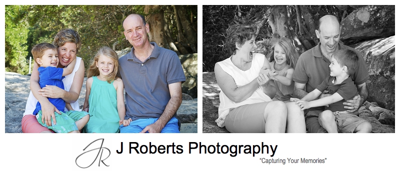 Fun candid family portrait at Clifton Gardens Mosman - sydney family portrait photography